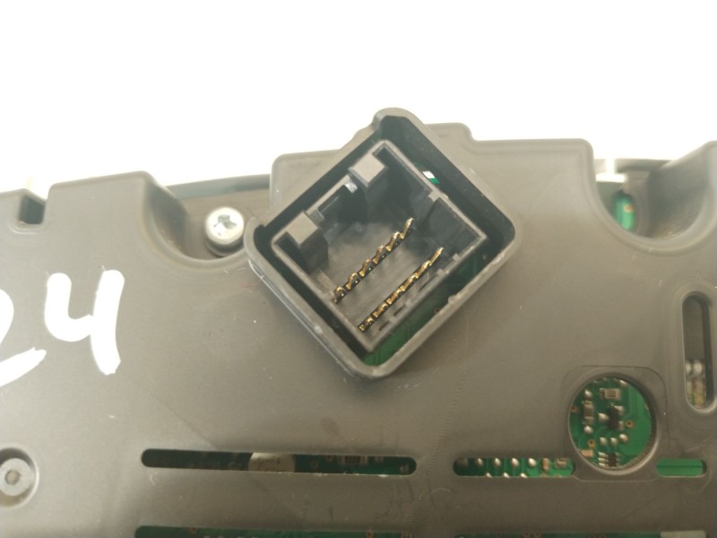 Recambio de cuadro instrumentos para kia sorento active 4wd referencia OEM IAM 940332P041  