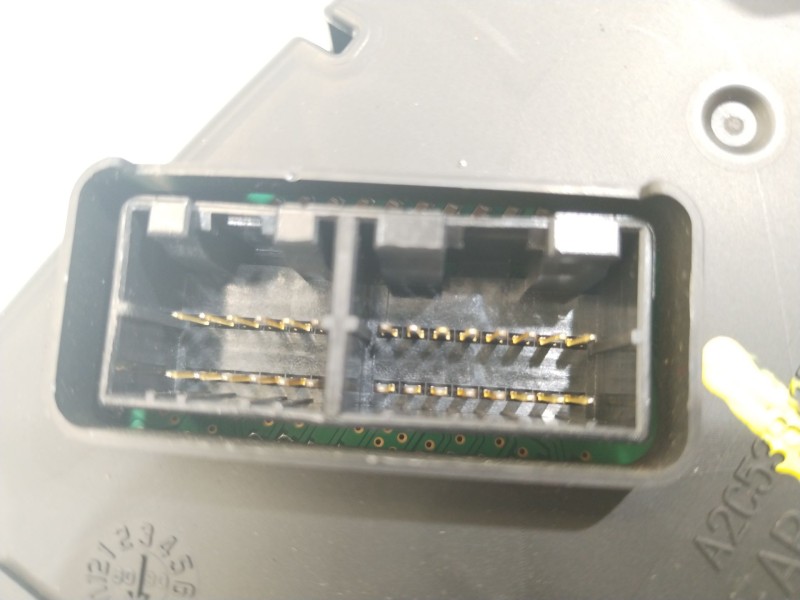 Recambio de cuadro instrumentos para kia sorento active 4wd referencia OEM IAM 940332P041  