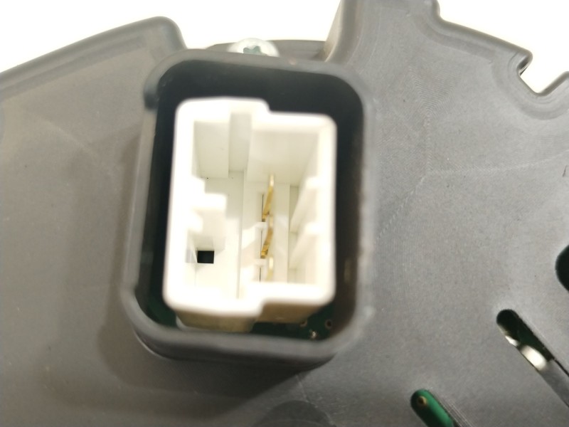 Recambio de cuadro instrumentos para kia sorento active 4wd referencia OEM IAM 940332P041  