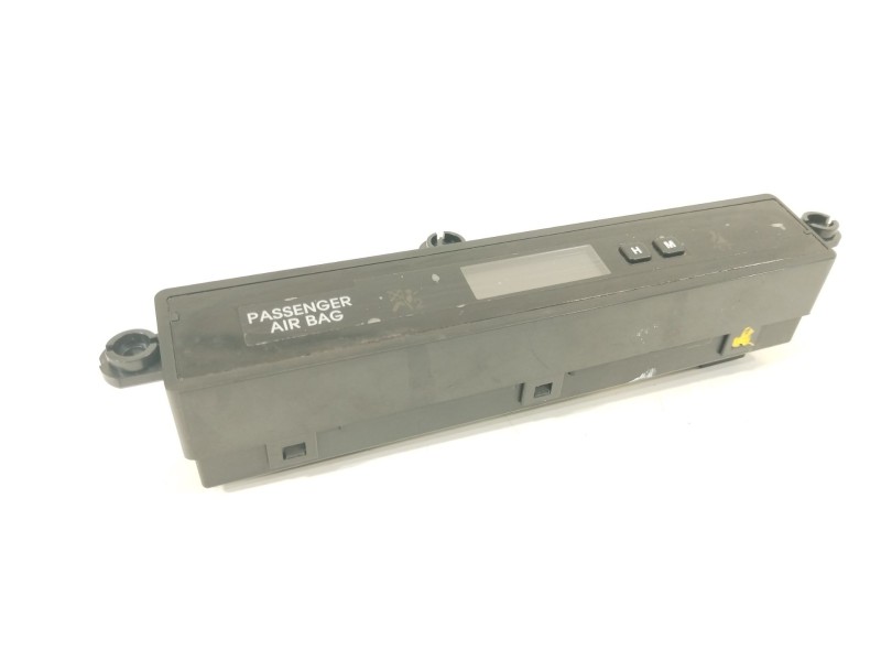 Recambio de pantalla multifuncion para kia sorento active 4wd referencia OEM IAM 945102P100  