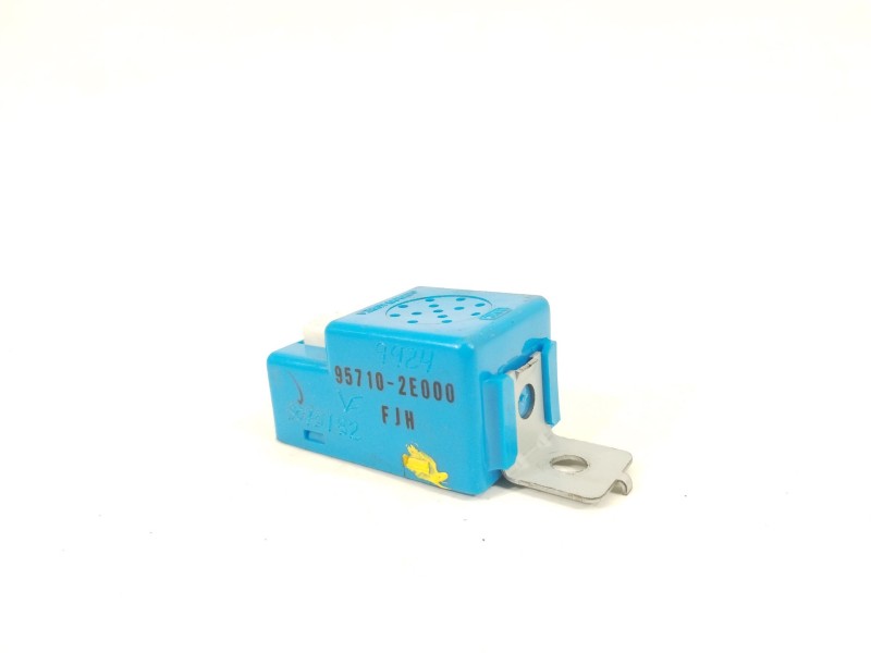 Recambio de sensor para kia sorento active 4wd referencia OEM IAM 957102E000  