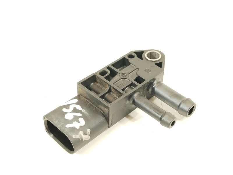 Recambio de valvula aire adicional para volkswagen passat b6 (3c2) 2.0 tdi referencia OEM IAM 076906051B  