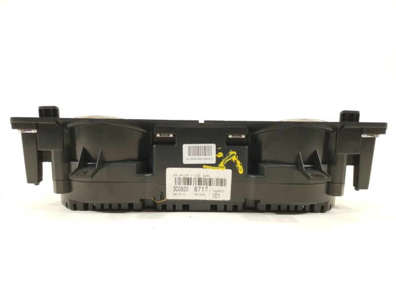 Recambio de cuadro instrumentos para volkswagen passat b6 (3c2) 2.0 tdi referencia OEM IAM 3C0920871T  