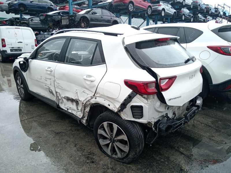 kia stonic (yb) del año 2021