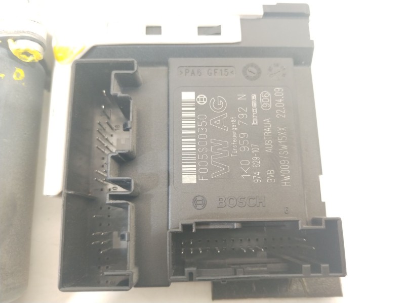 Recambio de motor elevalunas delantero derecho para volkswagen passat b6 (3c2) 2.0 tdi referencia OEM IAM 1K0959702AC  