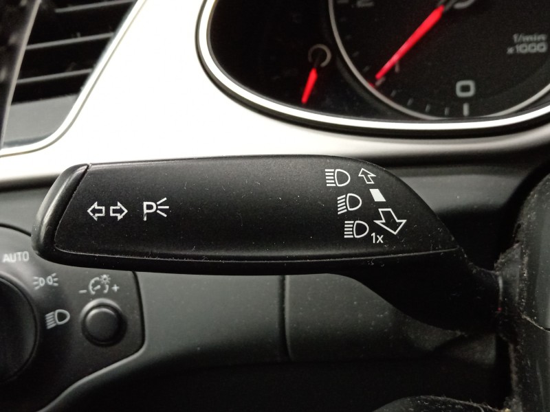 Recambio de mando intermitentes para audi a4 b8 (8k2) 2.0 tdi referencia OEM IAM 4G0953502AA  