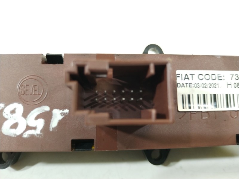 Recambio de warning para peugeot boxer furgoneta 2.2 bluehdi 140 referencia OEM IAM 7355861650  