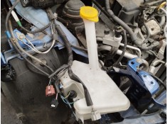 Recambio de deposito limpia para toyota yaris active referencia OEM IAM 853150D170  