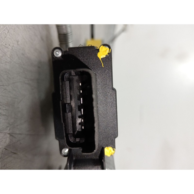 Recambio de elevalunas delantero izquierdo para renault clio iii grandtour (kr0/1_) 1.5 dci referencia OEM IAM 8200291148  