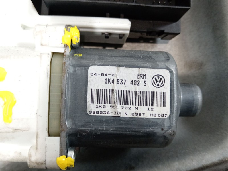 Recambio de elevalunas delantero derecho para volkswagen golf v (1k1) 1.9 tdi referencia OEM IAM 1K3837462B 1K0959792J 1K4837402