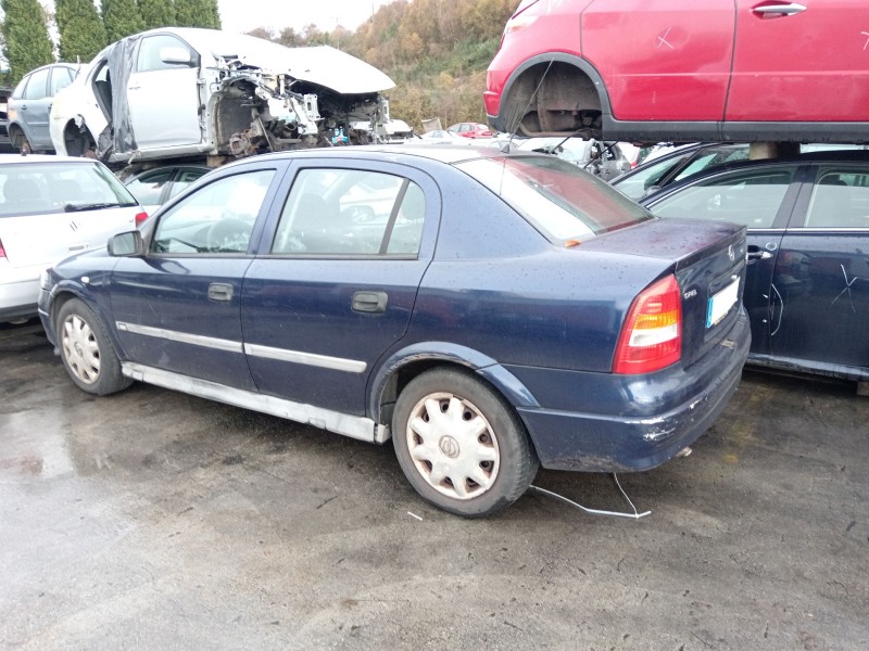 opel astra g hatchback (t98) del año 2000