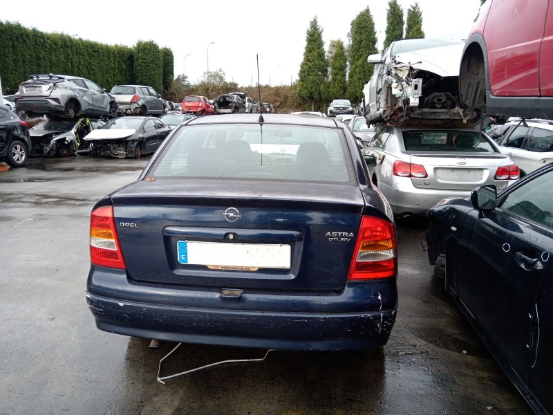opel astra g hatchback (t98) del año 2000