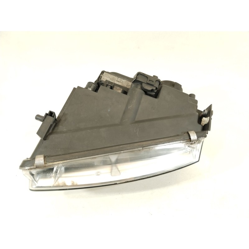 Recambio de faro derecho para volkswagen passat berlina (3b2) comfortline syncro / 4motion referencia OEM IAM 3B0941016AN 147426
