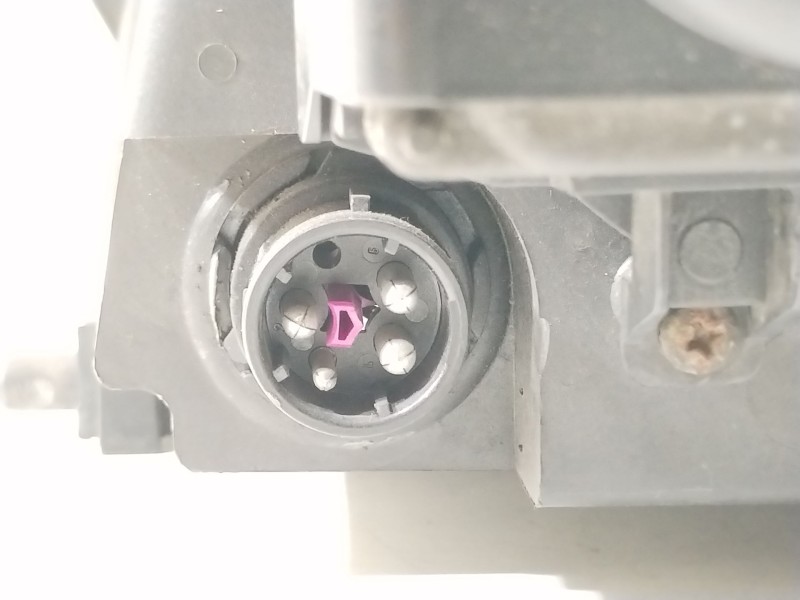 Recambio de faro derecho para volkswagen passat berlina (3b2) comfortline syncro / 4motion referencia OEM IAM 3B0941016AN 147426