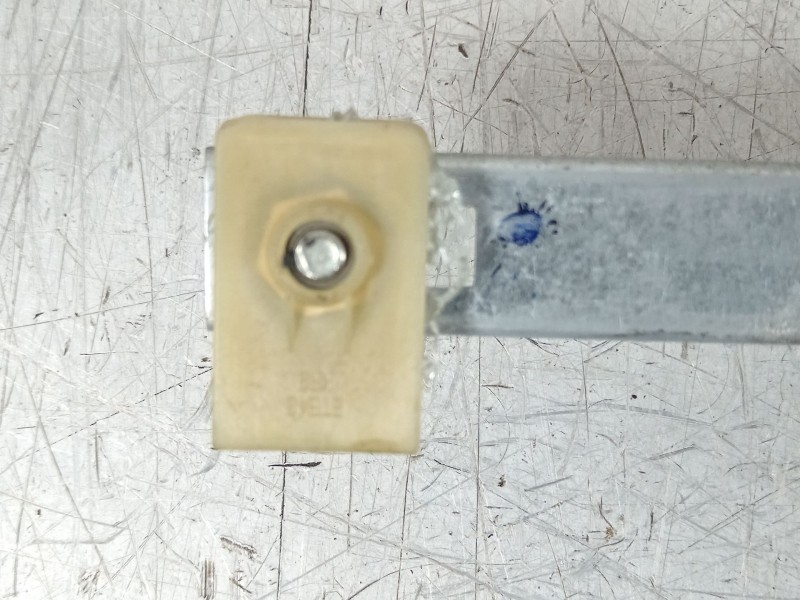 Recambio de elevalunas delantero izquierdo para hyundai i20 comfort referencia OEM IAM 988101J110 0620201120 