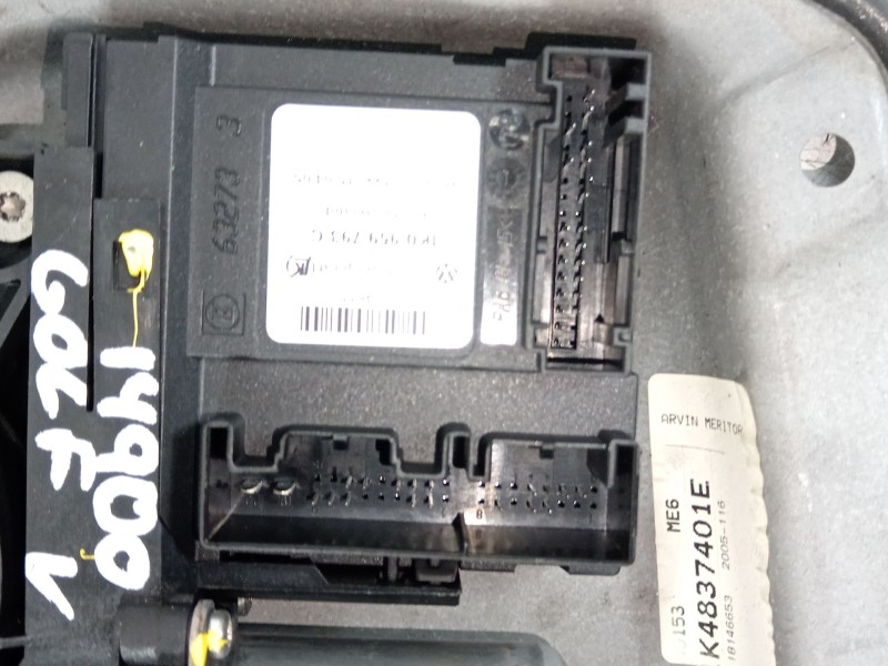 Recambio de elevalunas delantero izquierdo para volkswagen golf v (1k1) 1.9 tdi referencia OEM IAM 1K3837461A 1K0959793C 1K09597