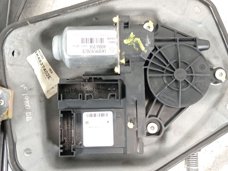 Recambio de elevalunas delantero derecho para volkswagen golf v (1k1) 1.9 tdi referencia OEM IAM 1K4837402E 1K0959792C 1K0959702