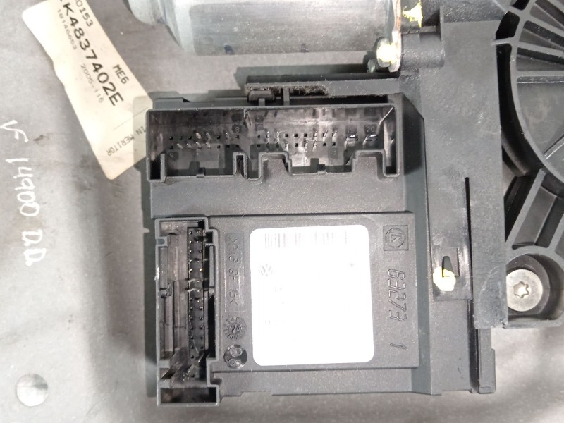 Recambio de elevalunas delantero derecho para volkswagen golf v (1k1) 1.9 tdi referencia OEM IAM 1K4837402E 1K0959792C 1K0959702