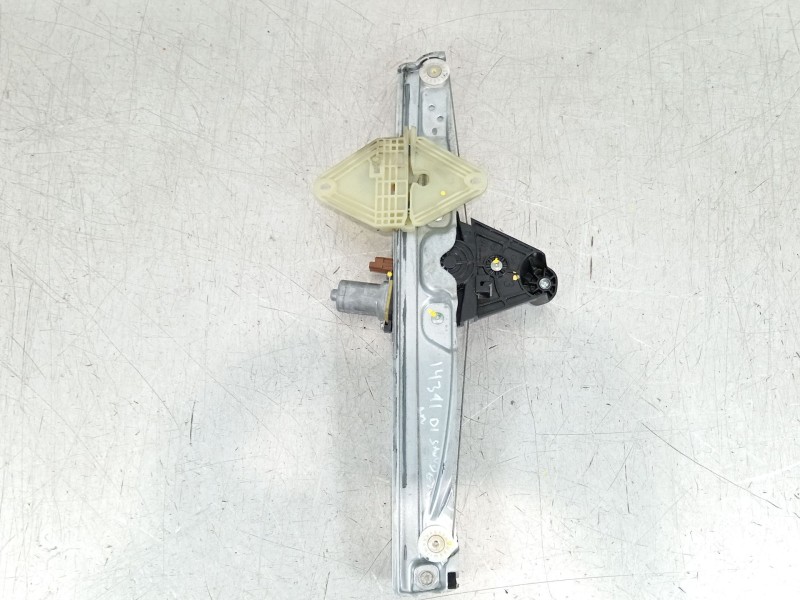 Recambio de elevalunas delantero izquierdo para dacia sandero iii 1.0 tce 90 referencia OEM IAM 807210484R  