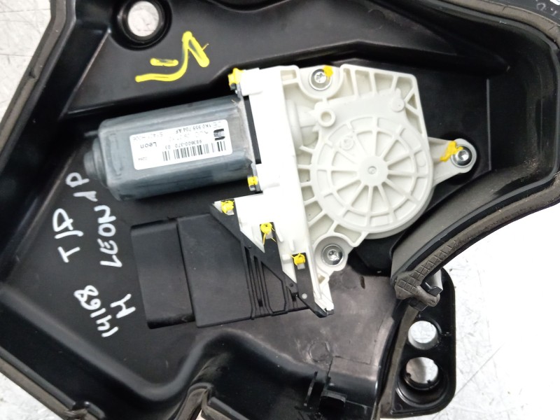 Recambio de elevalunas trasero derecho para seat leon (1p1) 1.6 tdi referencia OEM IAM 1P0839402C 1P0867444A 1K0959704AF