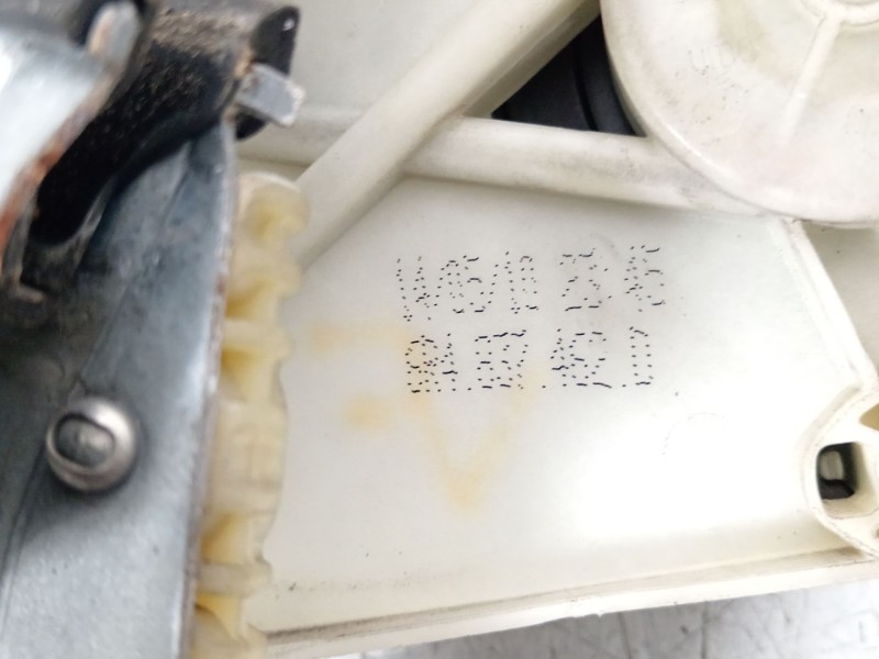 Recambio de elevalunas delantero derecho para volkswagen polo v (6r1, 6c1) 1.6 tdi referencia OEM IAM 6R4837462D 6R0959802T 