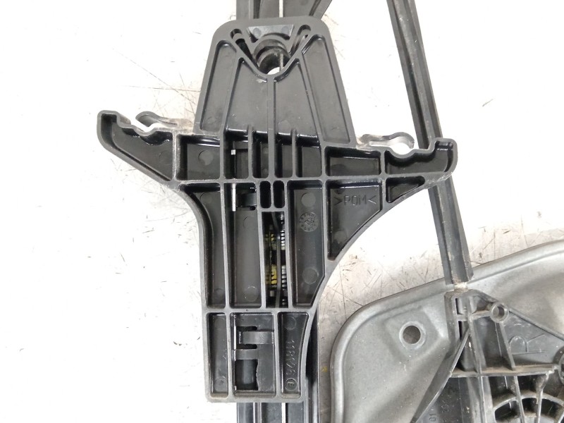 Recambio de elevalunas trasero derecho para volkswagen golf v (1k1) 1.9 tdi referencia OEM IAM 1K4839462A 1K0959704C 1K4839402C