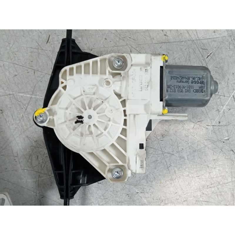 Recambio de elevalunas trasero derecho para audi a4 b8 avant (8k5) 2.0 tdi referencia OEM IAM 8K0839462A 8K0959812A 