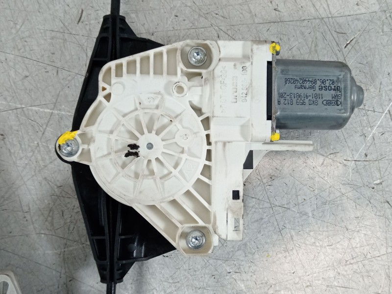 Recambio de elevalunas trasero derecho para audi a4 b8 avant (8k5) 2.0 tdi referencia OEM IAM 8K0839462A 8K0959812A 