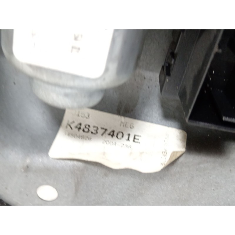 Recambio de elevalunas delantero izquierdo para volkswagen golf v (1k1) 1.9 tdi referencia OEM IAM 1K3837461A 1K0959793C 1K09597