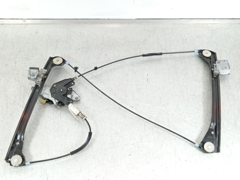 Recambio de elevalunas delantero izquierdo para bmw 3 (e46) 320 i referencia OEM IAM 8204179 676283620640 51338229105