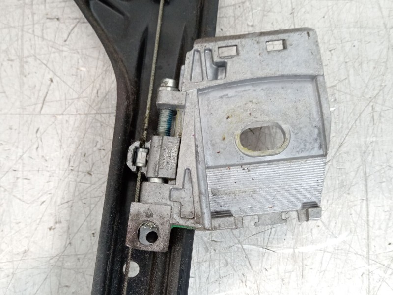 Recambio de elevalunas delantero izquierdo para bmw 3 (e46) 320 i referencia OEM IAM 8204179 676283620640 51338229105