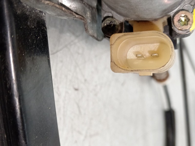 Recambio de elevalunas delantero derecho para bmw 3 coupé (e46) 330 ci referencia OEM IAM 51338229106 8204180 676283620630