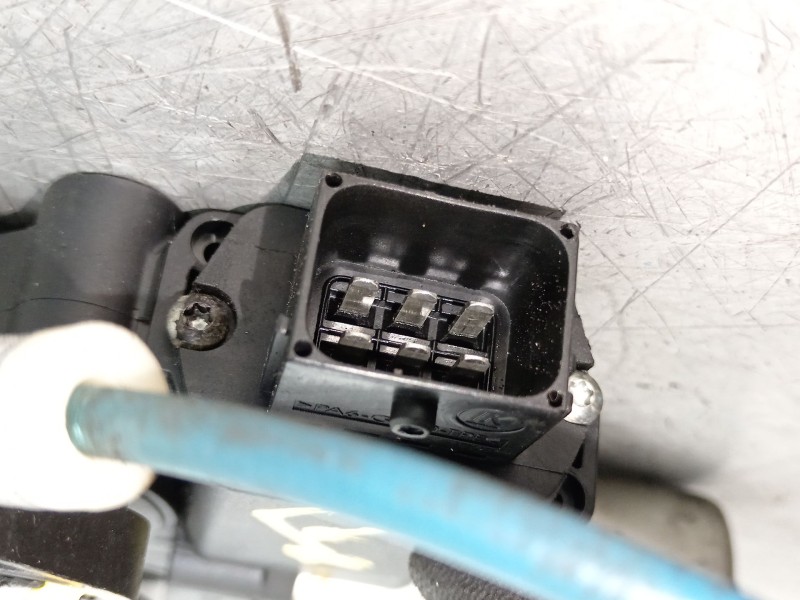 Recambio de elevalunas delantero izquierdo para opel corsa d cmon referencia OEM IAM 39161986 72017003 