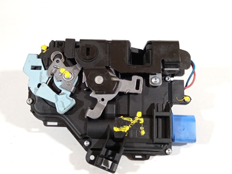 Recambio de cerradura puerta trasera derecha para skoda octavia ii (1z3) 1.6 tdi referencia OEM IAM 7L0839016D  