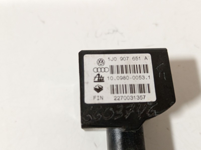 Recambio de sensor para audi tt roadster (8n9) 1.8 t referencia OEM IAM 1J0907651A  