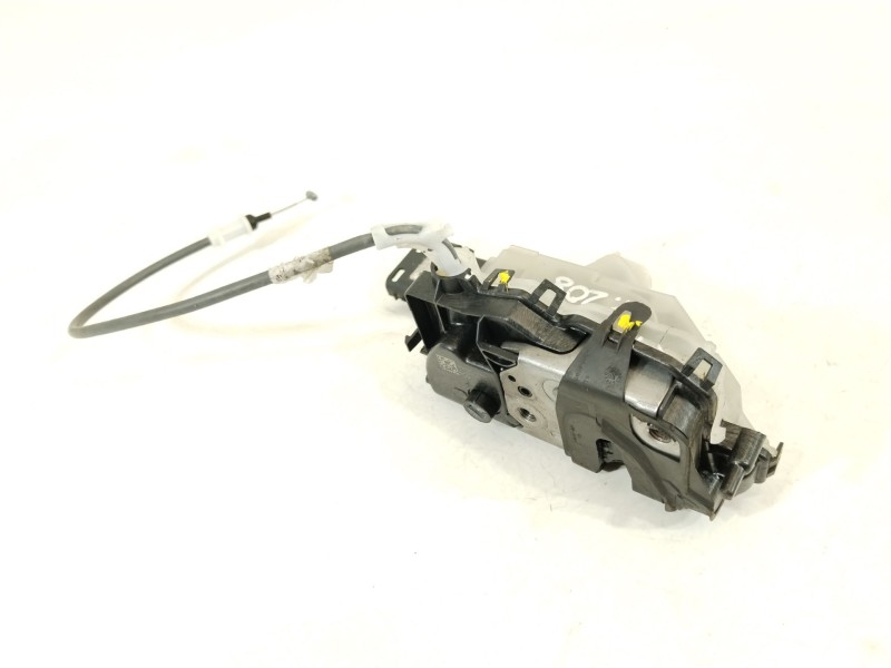 Recambio de cerradura puerta trasera izquierda para peugeot 208 2020 referencia OEM IAM 292854 9829285480 