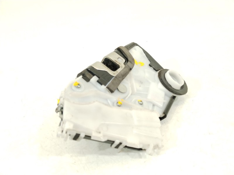 Recambio de cerradura puerta delantera izquierda para toyota yaris (_p13_) 1.5 hybrid (nhp130_) referencia OEM IAM 690400D520  