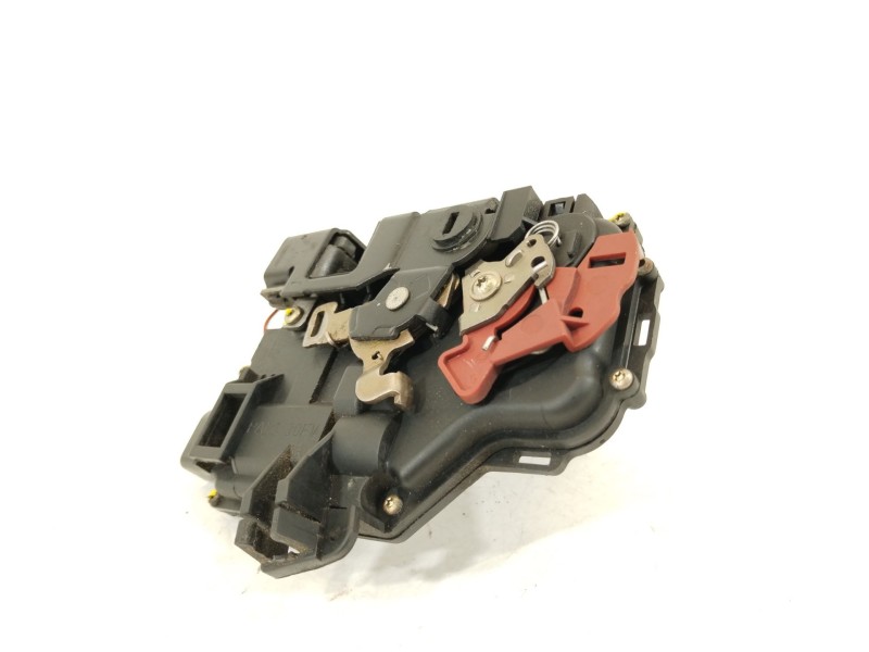 Recambio de cerradura puerta trasera izquierda para audi a4 b6 (8e2) 2.5 tdi referencia OEM IAM 8E0839015C  