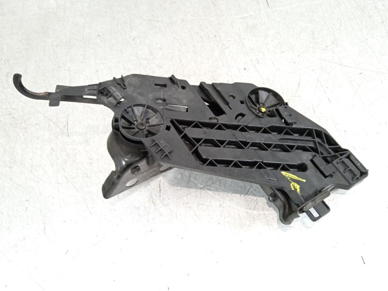 Recambio de soporte faro derecho para skoda octavia ii (1z3) 1.6 tdi referencia OEM IAM 1Z0941614  