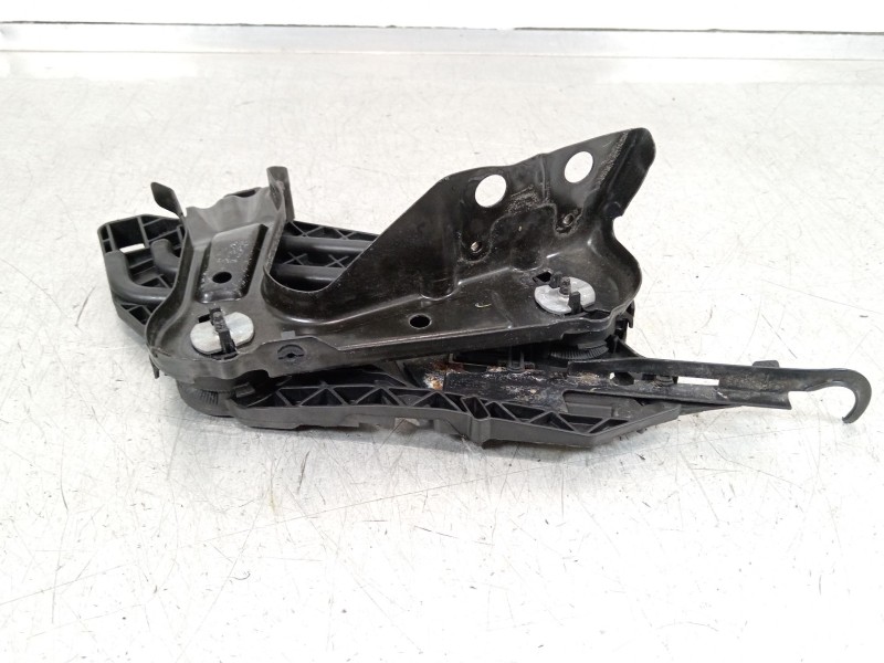 Recambio de soporte faro izquierdo para skoda octavia ii (1z3) 1.6 tdi referencia OEM IAM 1Z0941613  