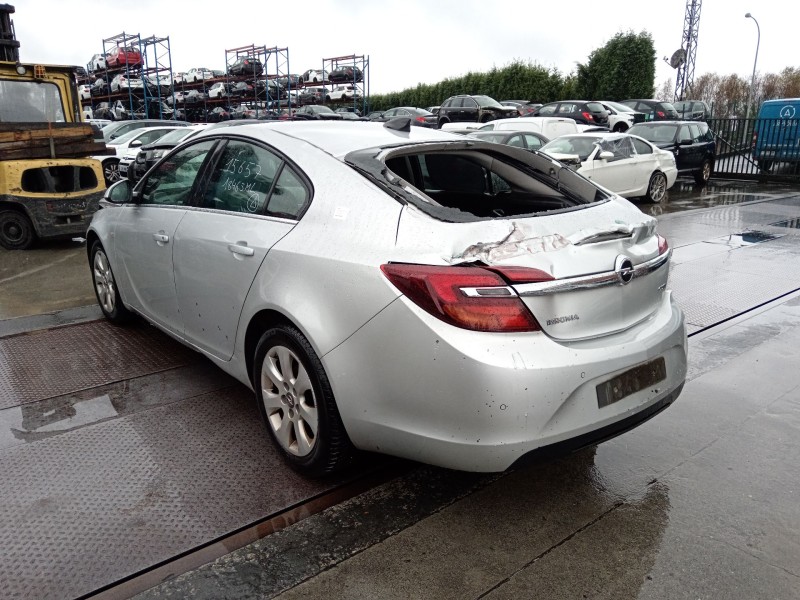 opel insignia a sedán (g09) del año 2016
