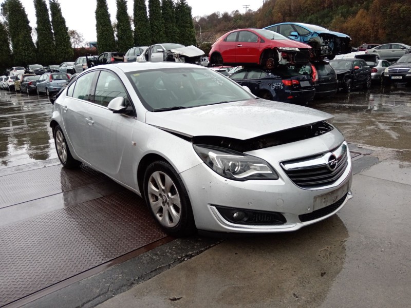 opel insignia a sedán (g09) del año 2016