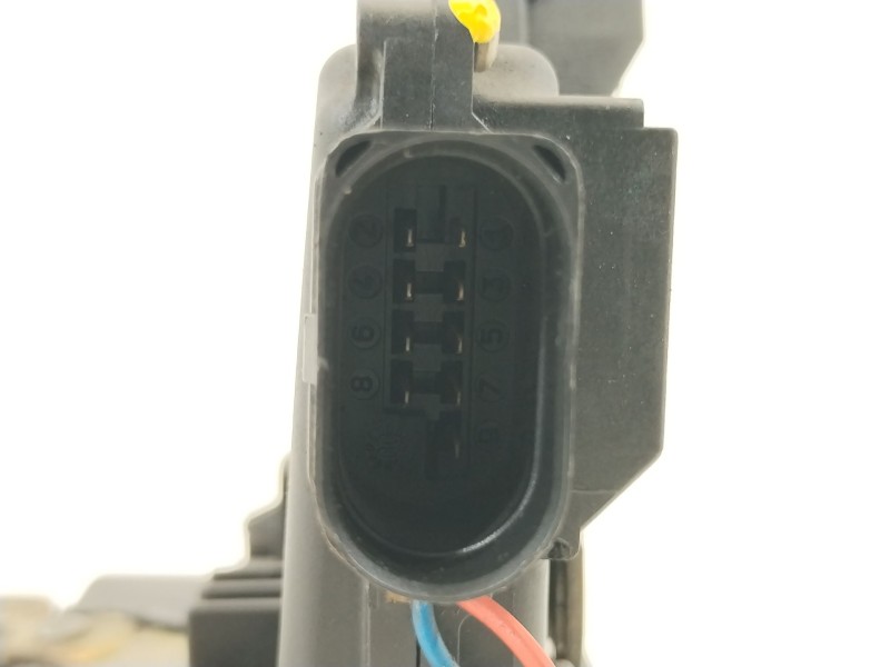 Recambio de cerradura puerta delantera derecha para audi a2 (8z) 1.4 tdi (55kw) referencia OEM IAM 8Z1837016D  