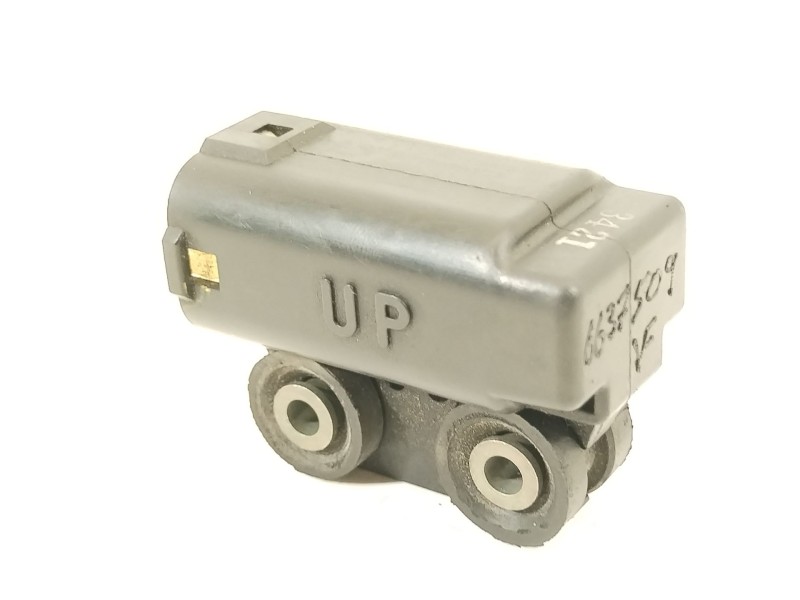 Recambio de interruptor para yamaha yzf-r yzf-r6 (rj05) referencia OEM IAM 5PS825760100  