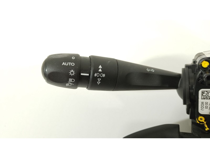 Recambio de mando luces para peugeot 208 i (ca_, cc_) 1.2 vti 82 referencia OEM IAM 98030392ZD  