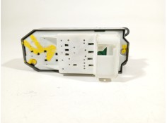 Recambio de mando elevalunas delantero izquierdo para toyota yaris active referencia OEM IAM 8482002340   2