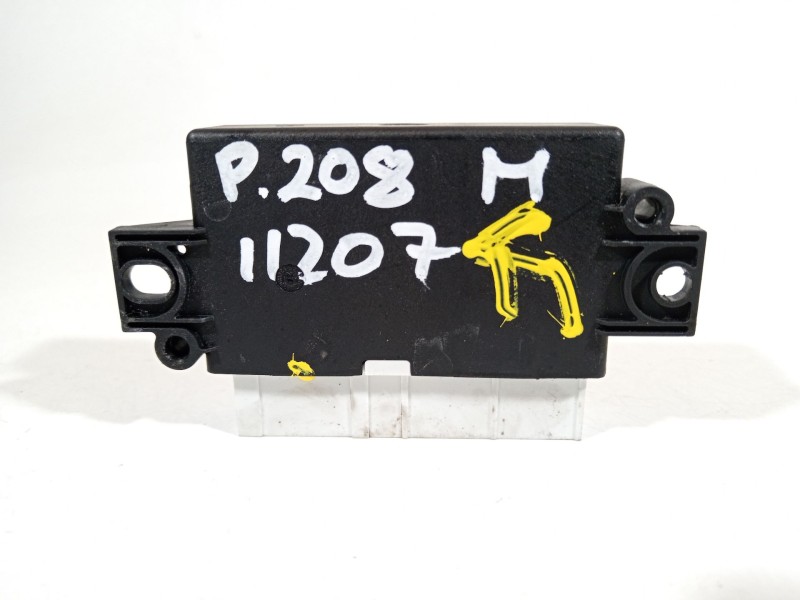 Recambio de modulo confort para peugeot 208 2020 referencia OEM IAM 9838793580  