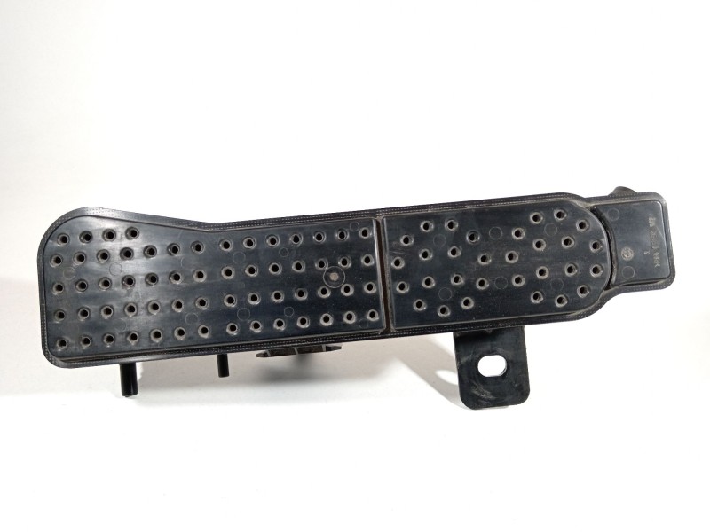 Recambio de filtro carbono activo para peugeot 208 2020 referencia OEM IAM 9829656180  