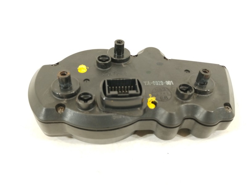 Recambio de cuadro instrumentos para yamaha yzf-r yzf-r6 (rj05) referencia OEM IAM BN6835000100 YA0929001 