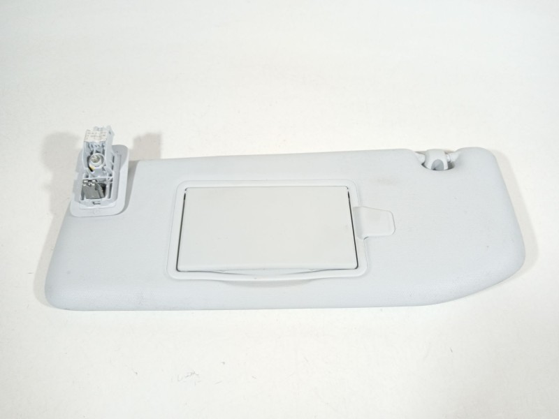 Recambio de parasol izquierdo para peugeot 208 2020 referencia OEM IAM 96738898PR  